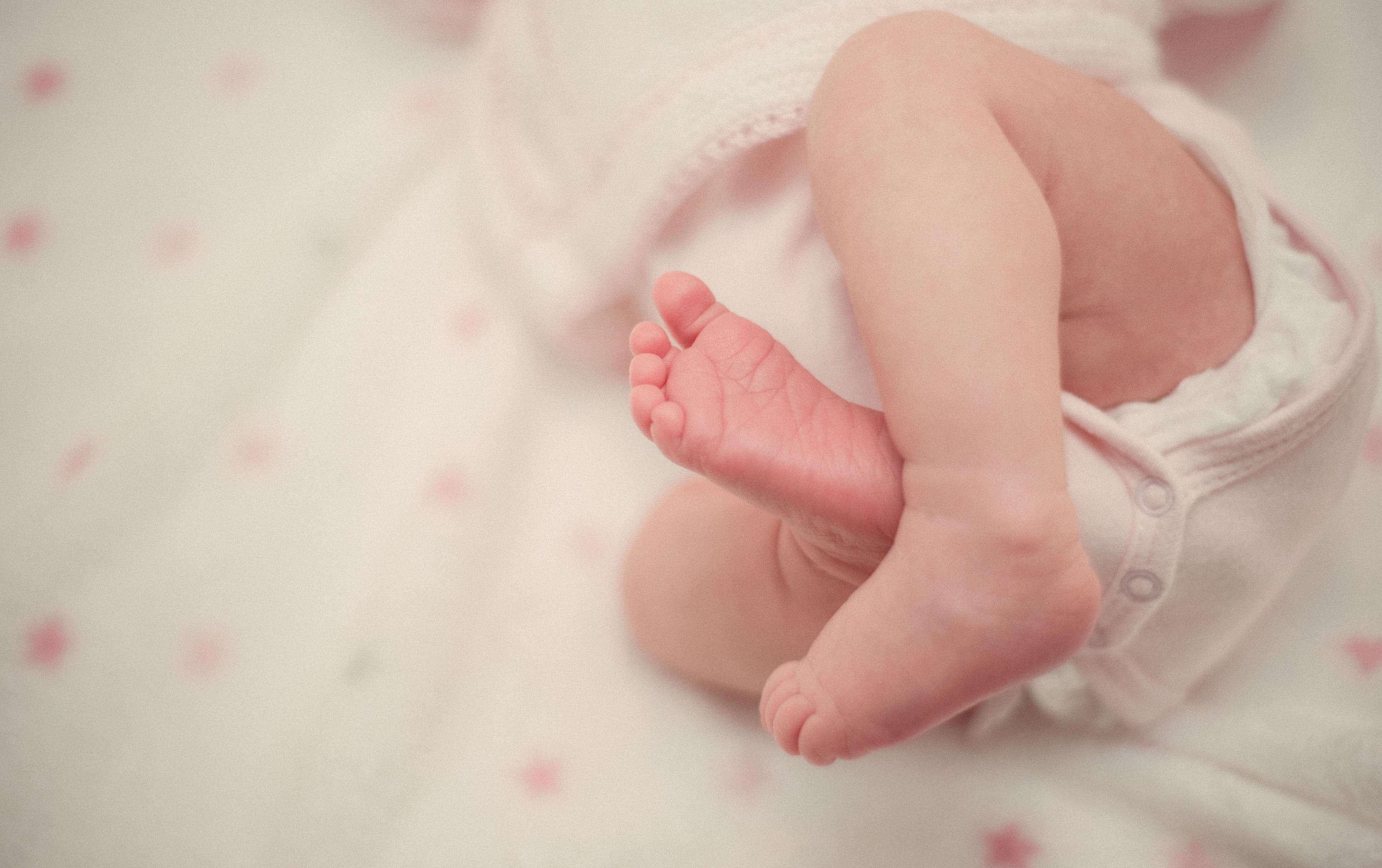 Don't Put Harsh Chemicals on Your Baby's Skin: Why All-Natural is Better for Newborns