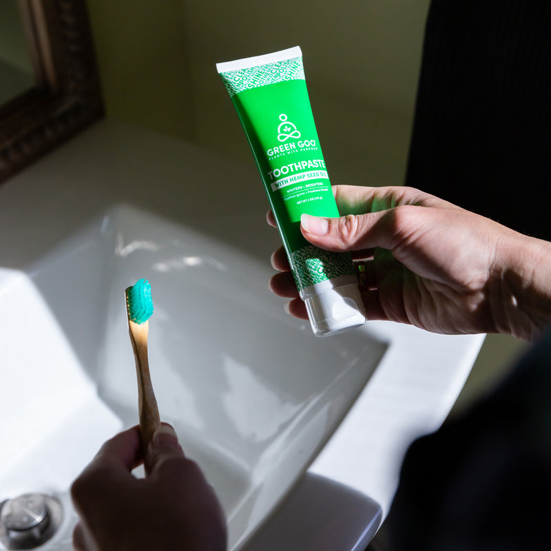 Natural Toothpaste with Hemp Seed Oil Green Goo